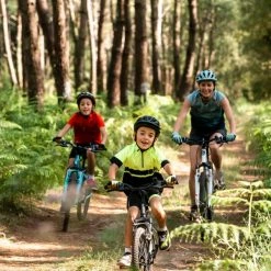 VTT ENFANT ROCKRIDER ST 500 20 POUCES 6-9 ANS JAUNE FLUO -VÉLOS VTT Soldes balade a vtt en famille 600x600 1