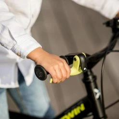 VELO 16 POUCES 4-6 ANS 500 DARK HERO -VÉLOS VTT Soldes velo 16 pouces 4 6 ans 500 dark hero 2 600x600 1