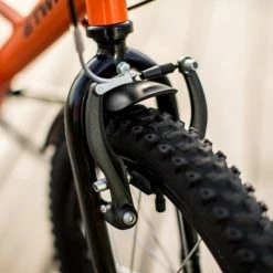 VELO 16 POUCES 4-6 ANS 500 ROBOT -VÉLOS VTT Soldes velo 16 pouces 4 6 ans 500 robot 4 600x600 1