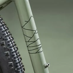 VÉLO DE VOYAGE RIVERSIDE TOURING 920 PNEUS SCHWALBE THUNDER BURT -VÉLOS VTT Soldes velo de voyage riverside touring 920 pneus schwalbe thunder burt 16 600x600 1