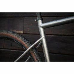 VELO GRAVEL TRIBAN GRVL 900 HOMME CADRE TITANE SHIMANO GRX -VÉLOS VTT Soldes velo gravel triban grvl 900 homme cadre titane shimano grx 12 600x600 1