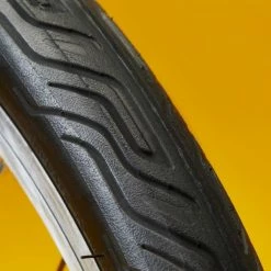 VELO PLIANT A ASSISTANCE ELECTRIQUE TILT 500 GRIS NOIR -VÉLOS VTT Soldes velo pliant a assistance electrique tilt 500 bleu 17 600x600 1