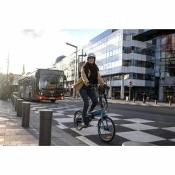 VELO PLIANT A ASSISTANCE ELECTRIQUE TILT 500 GRIS NOIR -VÉLOS VTT Soldes velo pliant a assistance electrique tilt 500 bleu 24 600x600 1