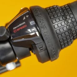 VELO PLIANT A ASSISTANCE ELECTRIQUE TILT 500 GRIS NOIR -VÉLOS VTT Soldes velo pliant a assistance electrique tilt 500 bleu 9 600x600 1