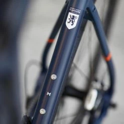 VELO ROUTE CINTRE PLAT CYCLOTOURISTE TRIBAN RC520 (FREIN DISQUE) 30 VELO ROUTE CINTRE PLAT CYCLOTOURISTE TRIBAN RC520 (FREIN DISQUE) -VÉLOS VTT Soldes velo route cintre plat cyclotouriste triban rc520 frein disque 11 600x600 1