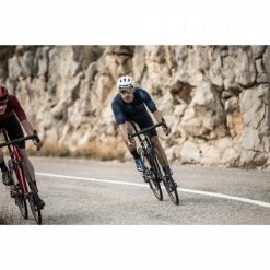 VELO ROUTE EDR CF ULTEGRA NOIR 17 VELO ROUTE EDR CF ULTEGRA NOIR -VÉLOS VTT Soldes velo route edr cf ultegra noir 7 600x600 1