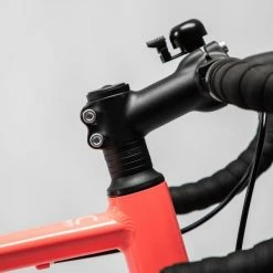 VÉLO ROUTE FEMME TRIBAN EASY CORAIL -VÉLOS VTT Soldes velo route femme triban easy corail 10 600x600 1