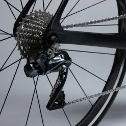 VÉLO ROUTE FEMME ULTRA RCR CF ULTEGRA DI2 21 VÉLO ROUTE FEMME ULTRA RCR CF ULTEGRA DI2 -VÉLOS VTT Soldes velo route femme ultra rcr cf ultegra di2 9 600x600 1