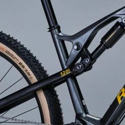 VÉLO VTT TOUT SUSPENDU ROCKRIDER XC 500 S 29'' CARBONE -VÉLOS VTT Soldes velo vtt tout suspendu rockrider xc 500 s 29 carbone 4 600x600 1