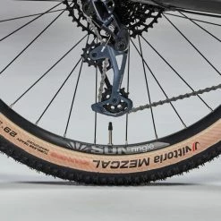 VÉLO VTT TOUT SUSPENDU ROCKRIDER XC 500 S 29'' CARBONE -VÉLOS VTT Soldes velo vtt tout suspendu rockrider xc 500 s 29 carbone 9 600x600 1