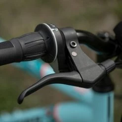 VTT ENFANT ROCKRIDER ST 500 20 POUCES 6-9 ANS BLEU -VÉLOS VTT Soldes vtt enfant rockrider st 500 20 pouces 6 9 ans bleu 5 600x600 1