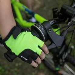 VTT ENFANT ROCKRIDER ST 500 20 POUCES 6-9 ANS JAUNE FLUO -VÉLOS VTT Soldes vtt enfant rockrider st 500 20 pouces 6 9 ans jaune fluo 5 600x600 1