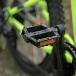 VTT ENFANT ROCKRIDER ST 500 20 POUCES 6-9 ANS JAUNE FLUO -VÉLOS VTT Soldes vtt enfant rockrider st 500 20 pouces 6 9 ans jaune fluo 9 600x600 1